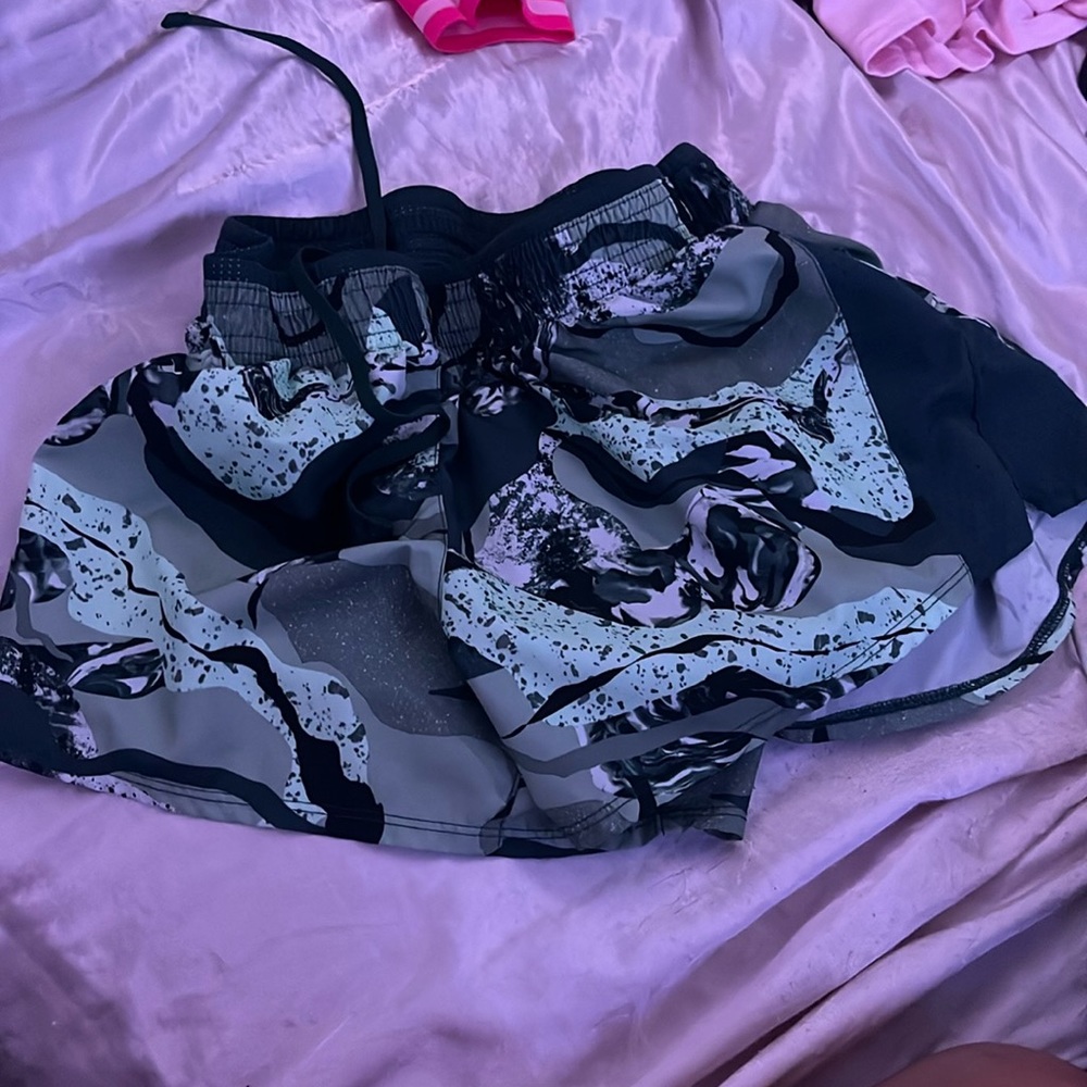 Nike camo shorts